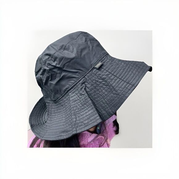 TOTES PVC Bucket Rain Sun Hat Women's 59cm Packable Cruise Resort Black - Picture 1 of 3